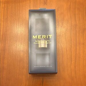 NIB Merit Mini Flush Balm in Stockholm